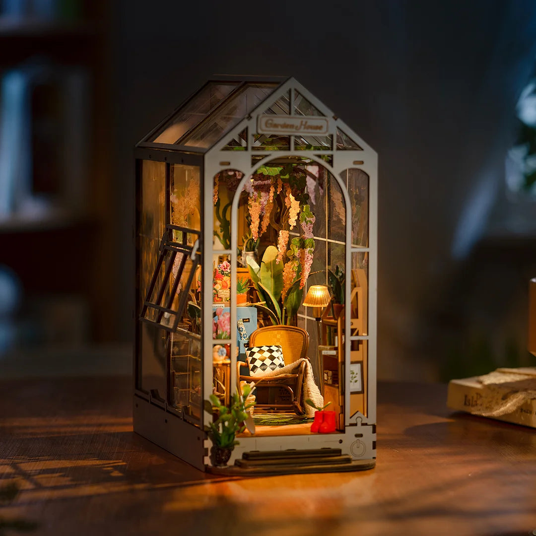 3D Puzzle Robotime Garden House TGB06