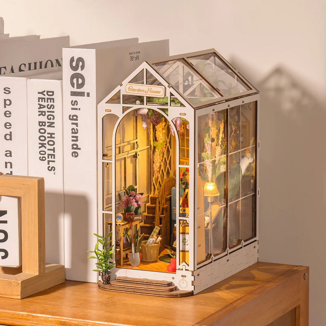 3D Puzzle Robotime Garden House TGB06